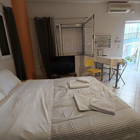 Cozy Apartment In The Center Of Aighion Achaia - Ground Floor - Ισόγειο Στουντιο Aigio Dış mekan fotoğraf