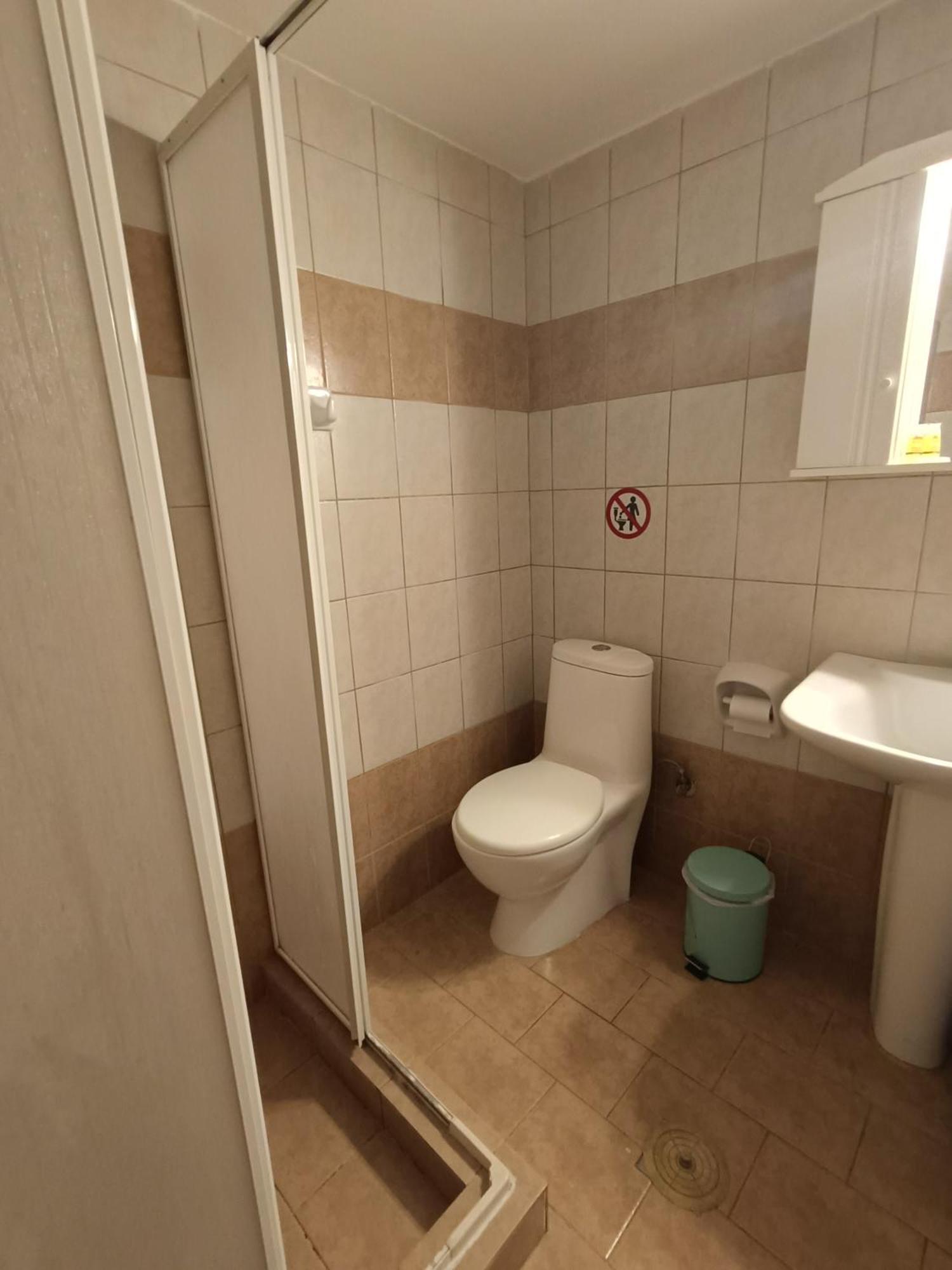 Cozy Apartment In The Center Of Aighion Achaia - Ground Floor - Ισόγειο Στουντιο Aigio Dış mekan fotoğraf