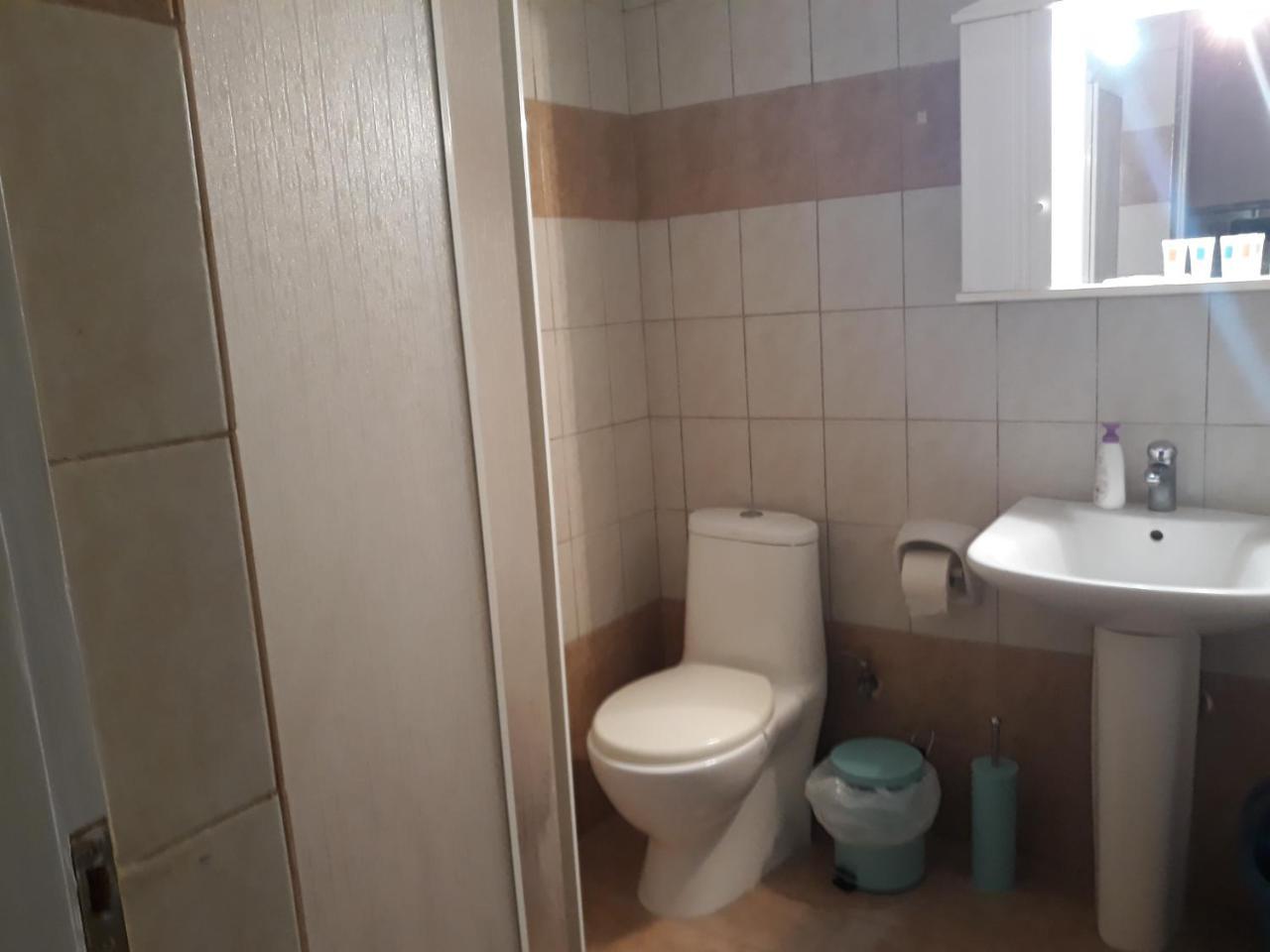Cozy Apartment In The Center Of Aighion Achaia - Ground Floor - Ισόγειο Στουντιο Aigio Dış mekan fotoğraf